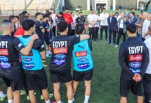 منتخب مصر يطير إلى المغرب كامل العدد بعد مساندة الوزير وأبوريدة